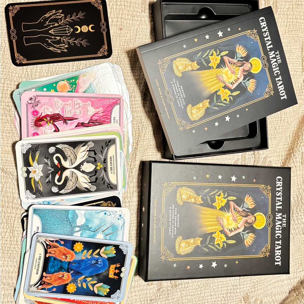 The Crystal Magic Tarot Deck